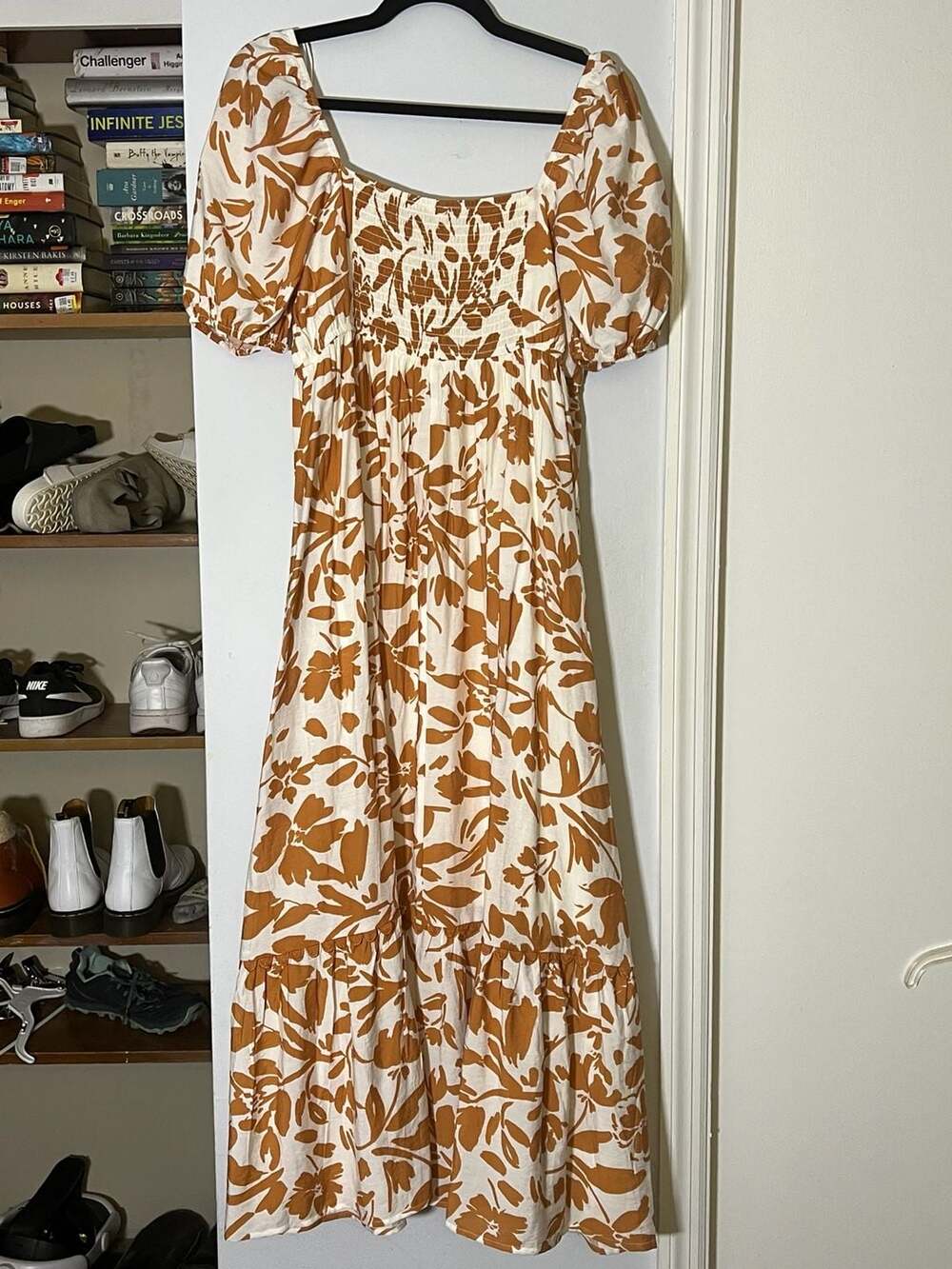 Blu Pepper Floral Puff Sleeve Smocked Maxi Dress Size L - Picture 2 of 7